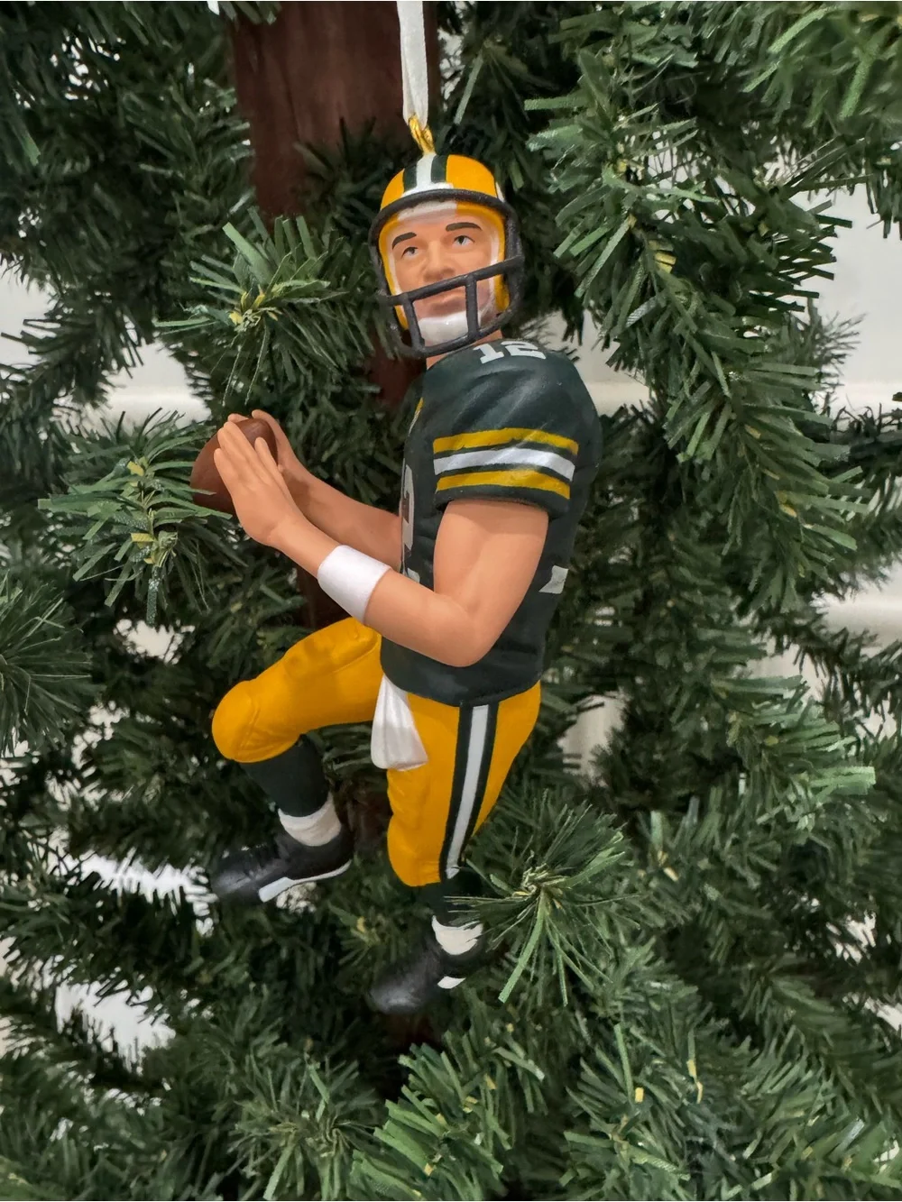 2014 Hallmark Keepsake Aaron Rodgers Green Bay Packers Football Legends Ornament